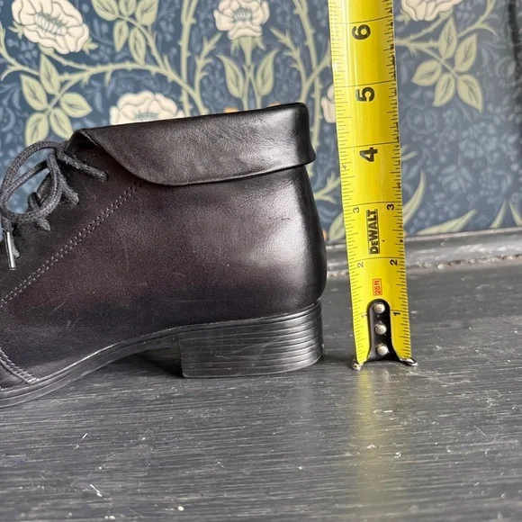 Vintage Black Leather Lace Up Ankle Boots - Picture 10 of 13